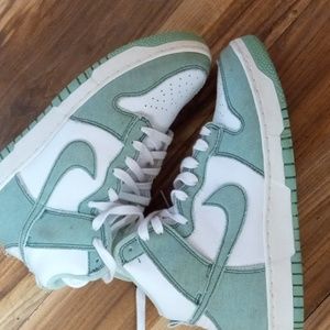 Nike high tops
